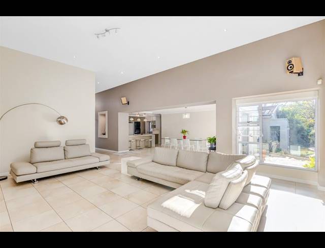 4 BEDROOM HOUSE FOR SALE IN PARKMORE